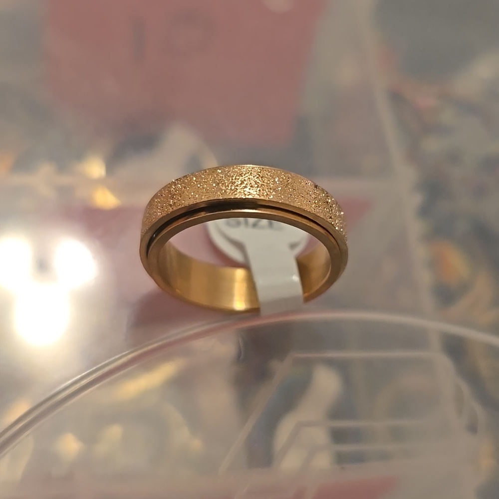 Bronze fidget ring